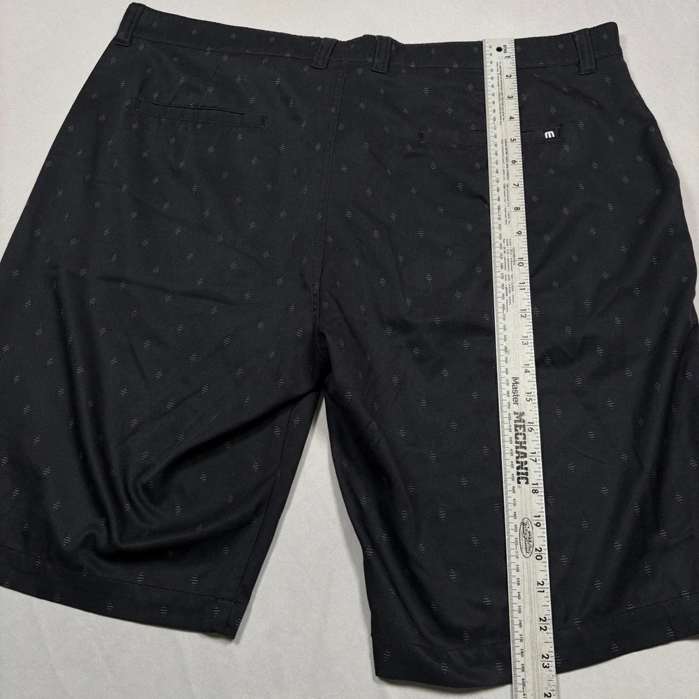 Travis Mathew Shorts Mens 40 Black‎ Geometric Diamond Pattern Golf Performance